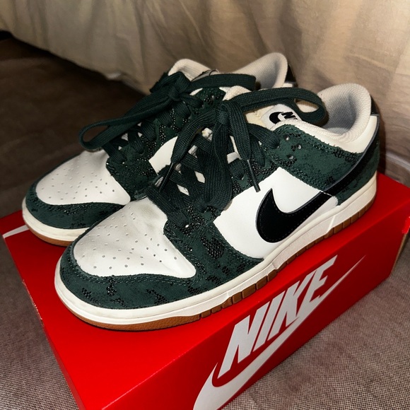 Nike Dunk Low 'Green Snake’ - Size 7 Womens - Picture 3 of 8